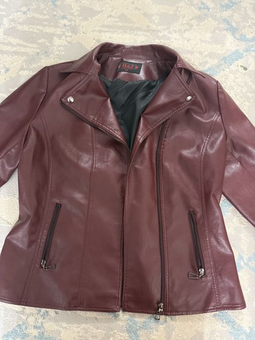 Кожаная куртка 46-48 размер