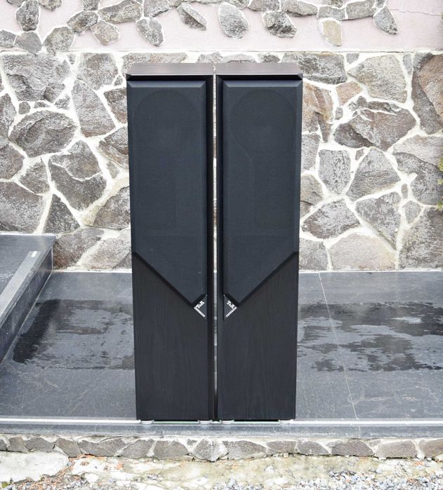 Boxe T+A Criterion T 110 E, boxe de podea