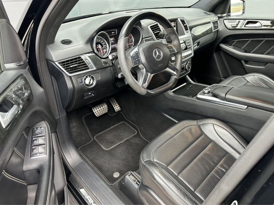 Mercedes ML63 AMG на части