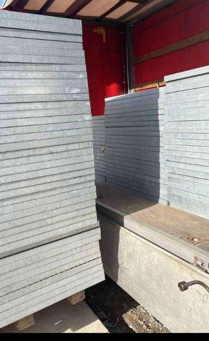 Gratare metalice zincate la diferite dimensiuni debitam la dimensiunea
