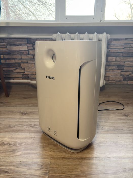 Продам воздухо-очиститель Philips