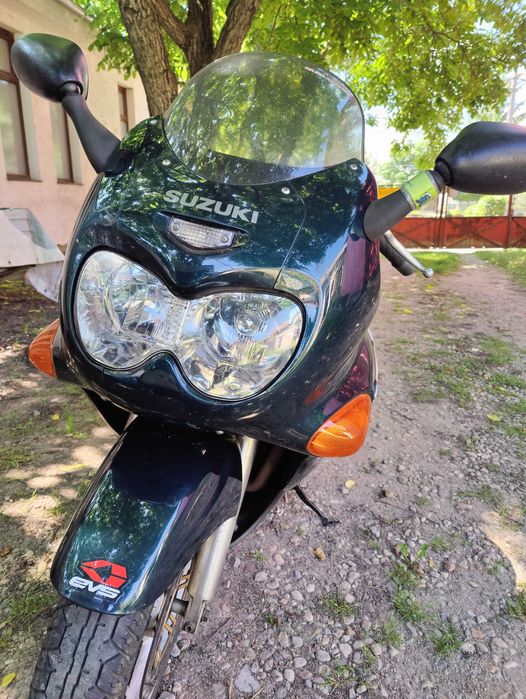 suzuki gsxf 750 vand sau schimb