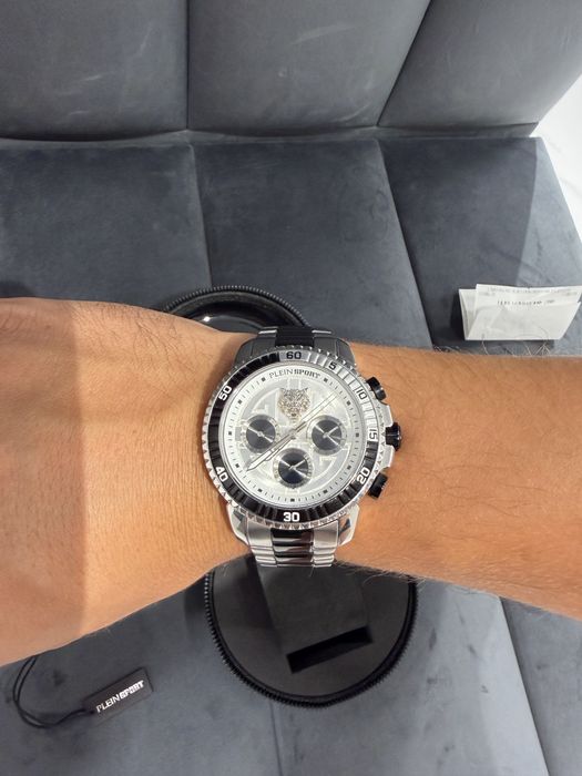 Часовник Philipp Plein Sport