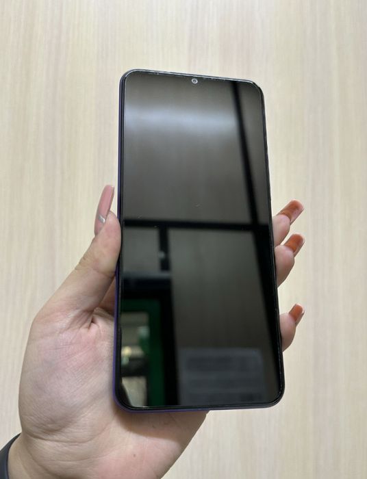 Vivo y21  продам