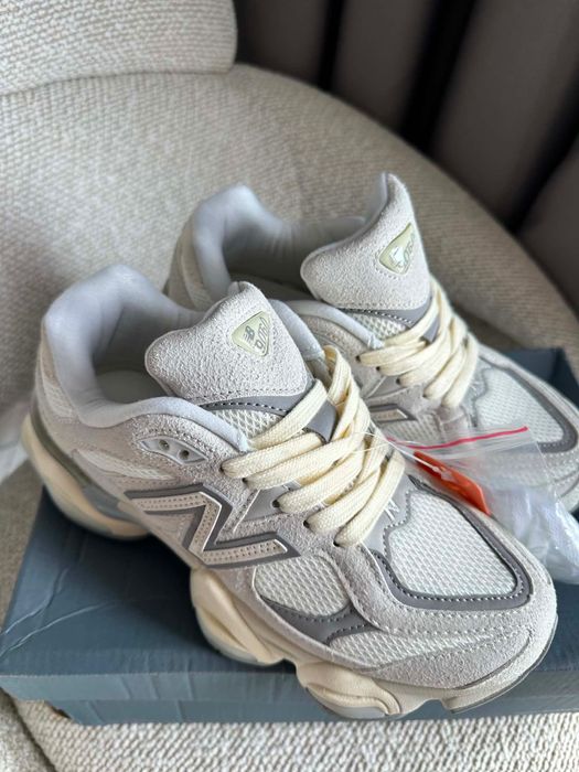 New Balance 9060 – размер 38