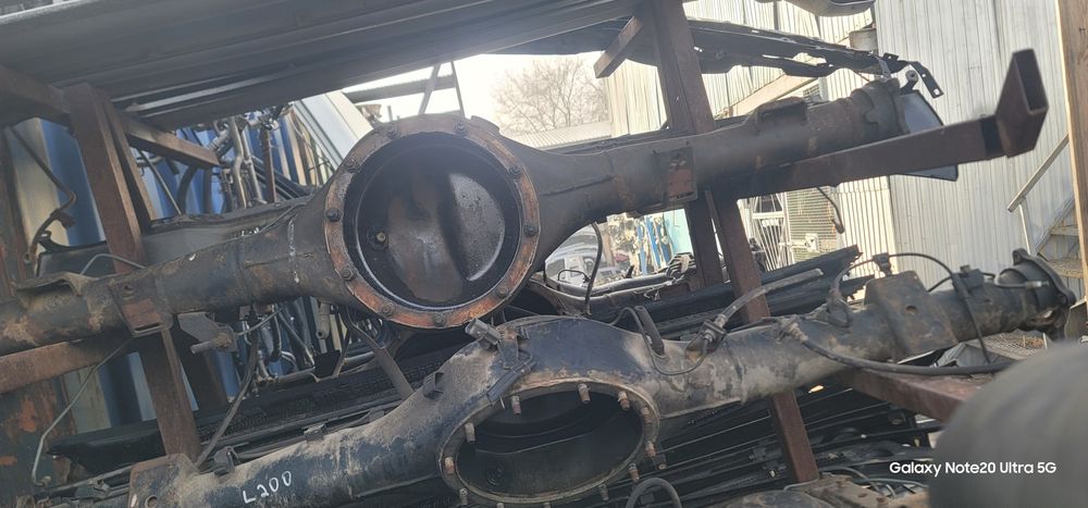 Задний чулок Митсубиси Л200