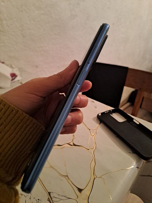 Продам телефон Xiaomi