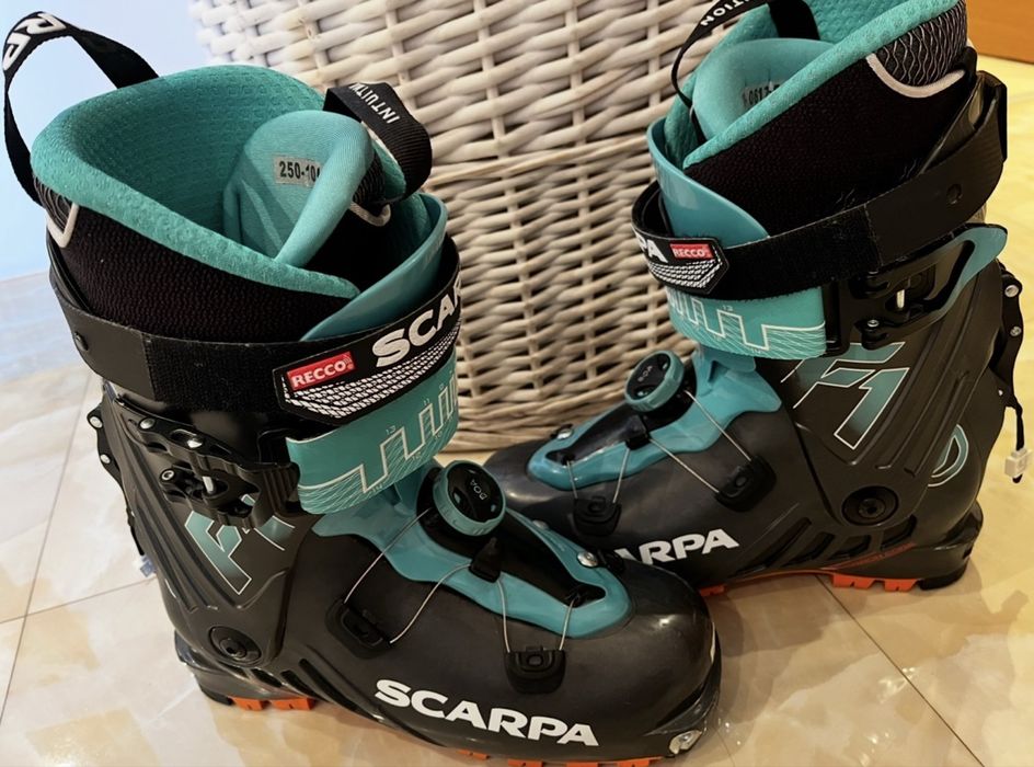 Ски обувки пантене SCARPA ползвани три пъти