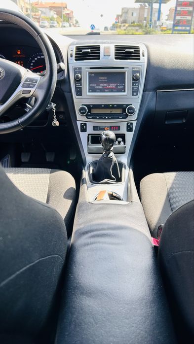 Toyota avensis 2014 gaz