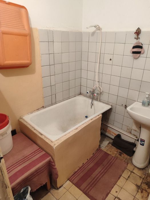 Продам комнату в общежитии