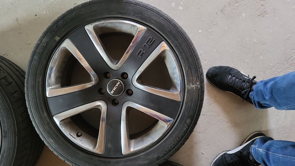 Jante toyota aliaj 19' pret 1800 ron sau schimb cu jante pe 17