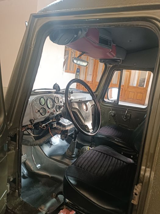 Uaz 69 1955-yil yoʻltanlamas