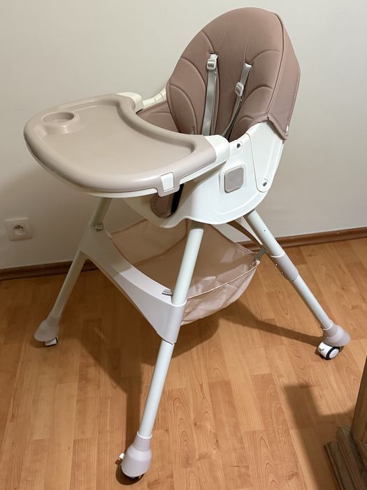 Scaun de masă pentru bebeluși – stare foarte bună