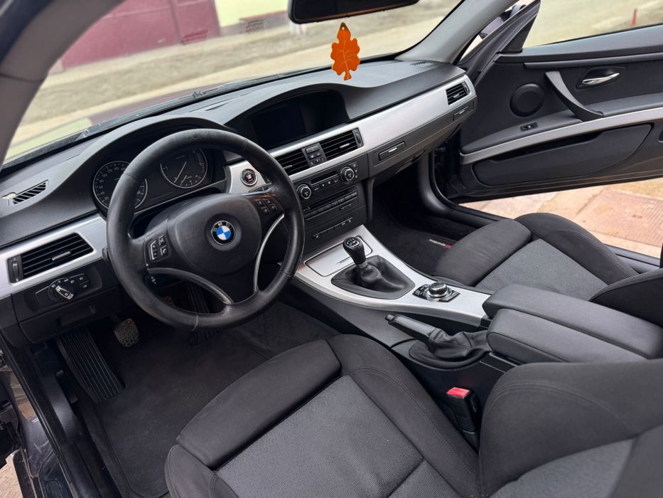 BMW   Seria 3 E92     2.0 Diesel an  2009