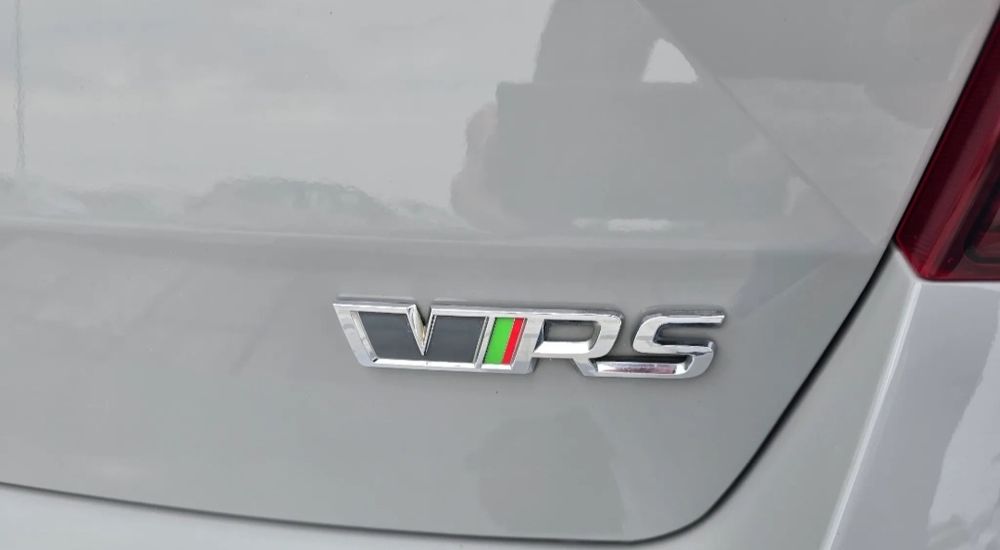 Надпис VRS за Шкода / Skoda VRS емблема за решетка / VRS надпис / VRS