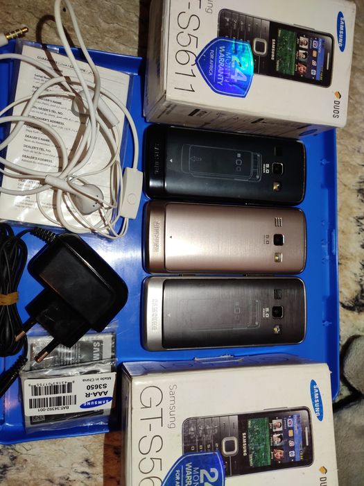 Samsung GT S5611 GT S5610 3 hil rangda ikkta qoldi kelishtrberaman ikk