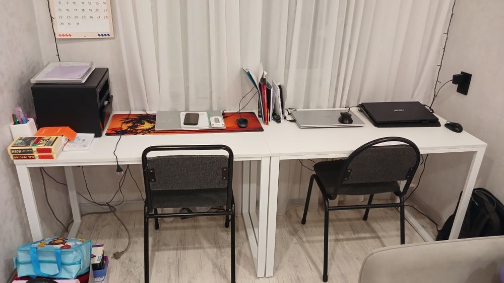 Стол лофт с металлическим подстольем