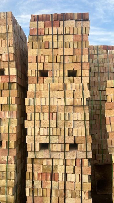 Продам красный кирпичь