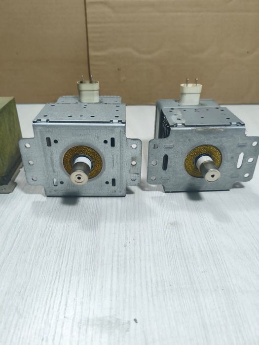 Трансформаторы  и магнетроны от микроволновок