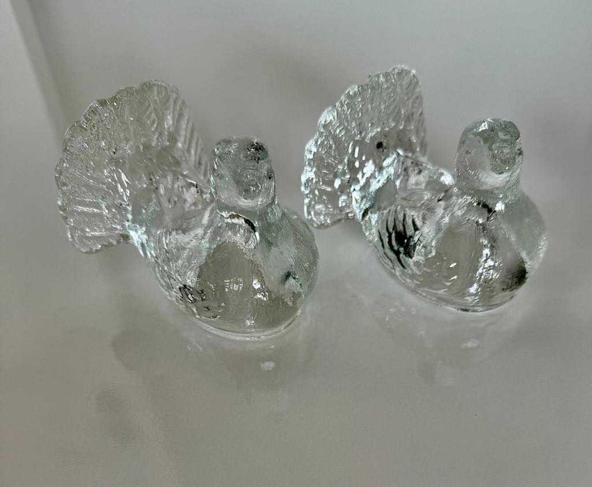 Свещници във формата на гълъб