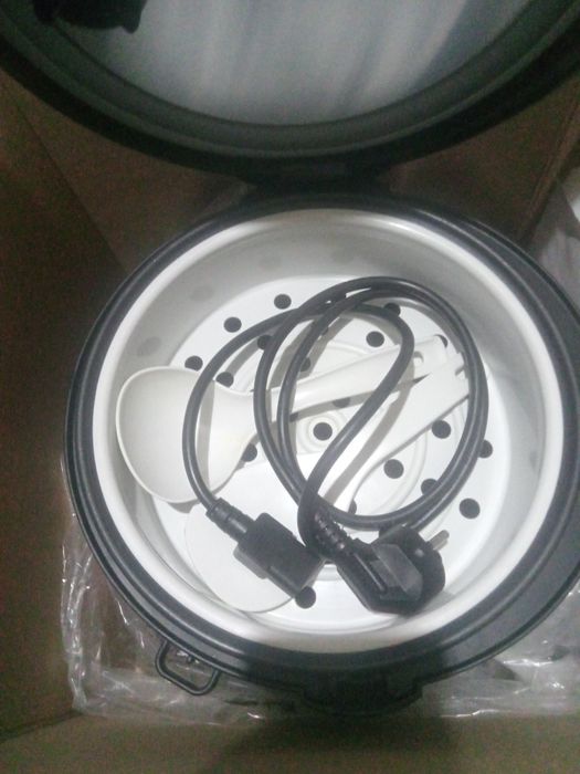 Продам, мультиповар, мультиварка.