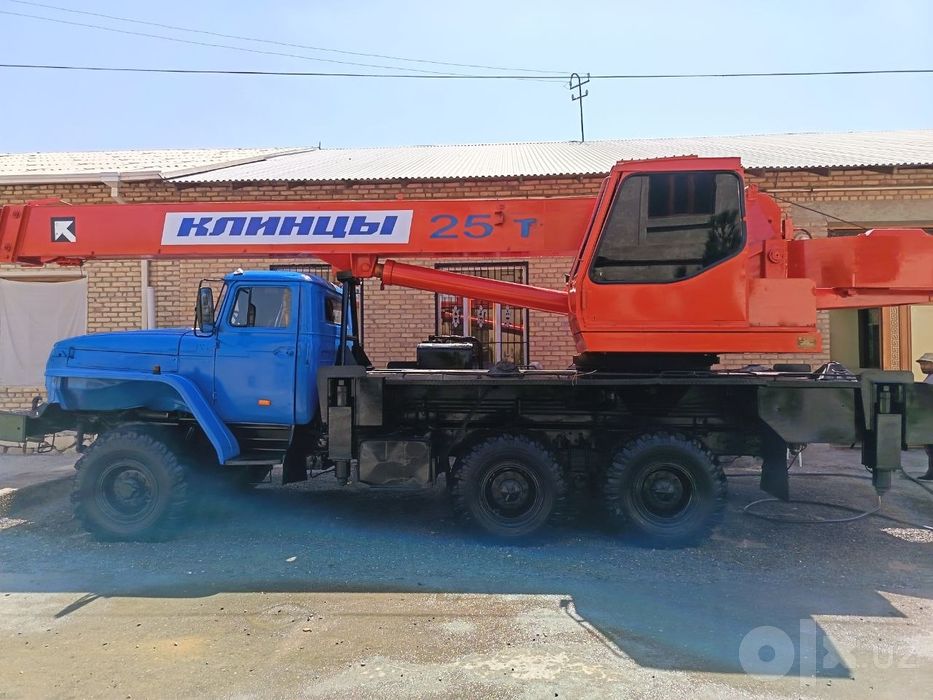 Автокран Клинци Урал 25 тон