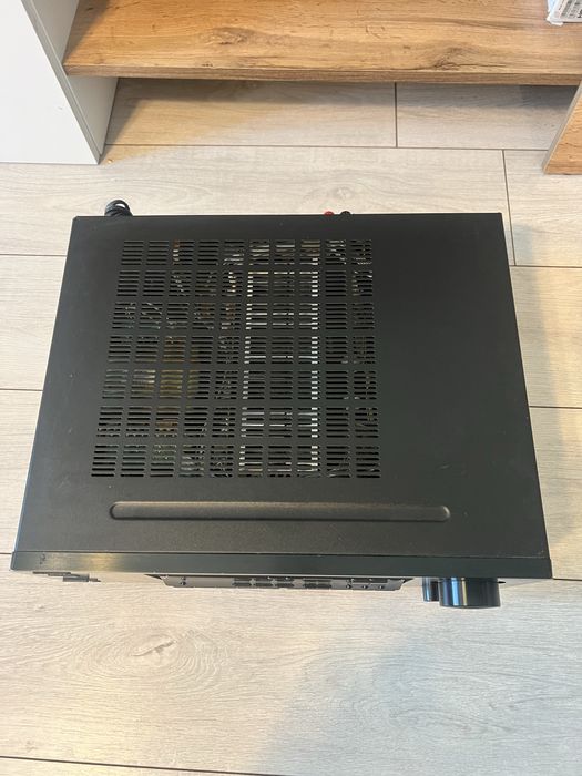 Усилвател Onkyo TX-DS 575