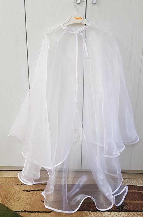 Платья нарядные на праздник