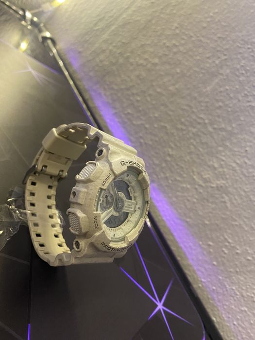 Casio g-shock white