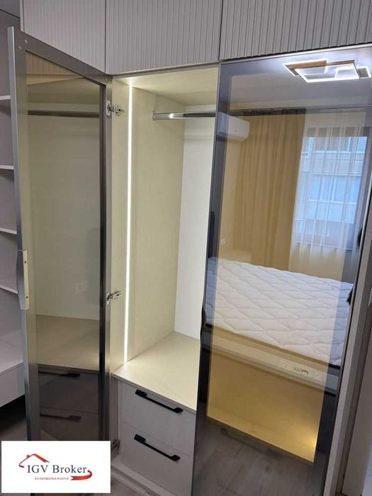 Дава се под наем Двустаен апартамент в София, Лозенец - 70 кв.м за 997.05 € - Снимка #6