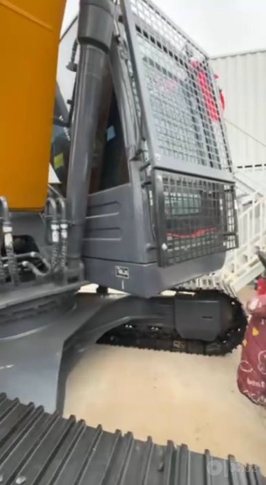 Xcmg XE215D sotiladi