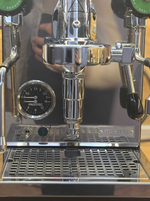 Profitec PRO 400 - Кафе машина с 1 година и 6 месеца ГАРАНЦИЯ!