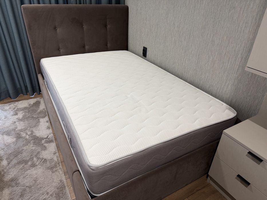 Спалня с матрак…Нова