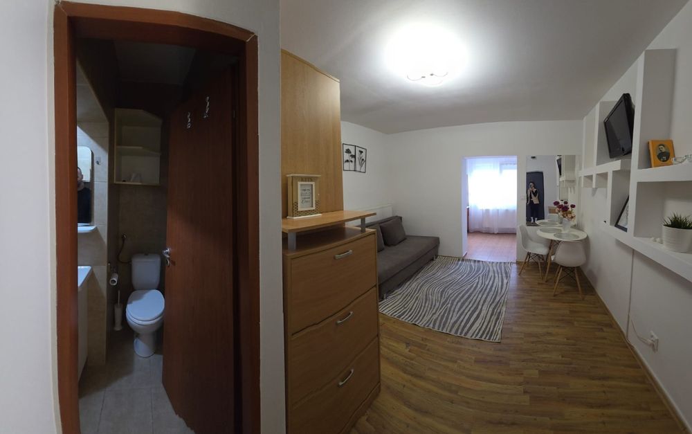 Proprietar vand garsoniera 24 mp utili (15 mp in CF), Timisoara Str. Polona 2, pozitie excelenta