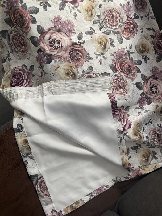 Set draperii imprimeu cu trandafiri