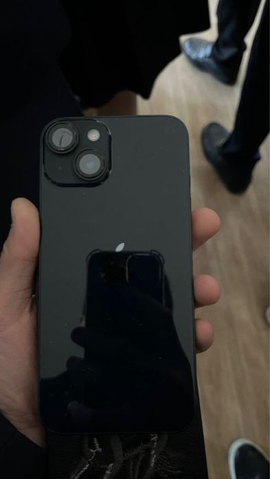 Продам Iphone 14