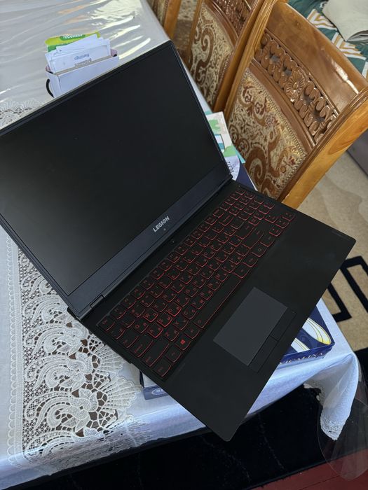 Lenovo Legion Y7000