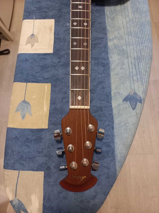 Гитара Ovation Celebrity CC57