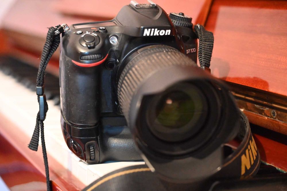 Никон D7100 Kit 18- 105 мм f4,5