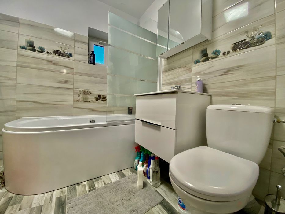 Apartament 3 camere | Micro 12 | Etaj 3 | Mobilat și utilat - More
