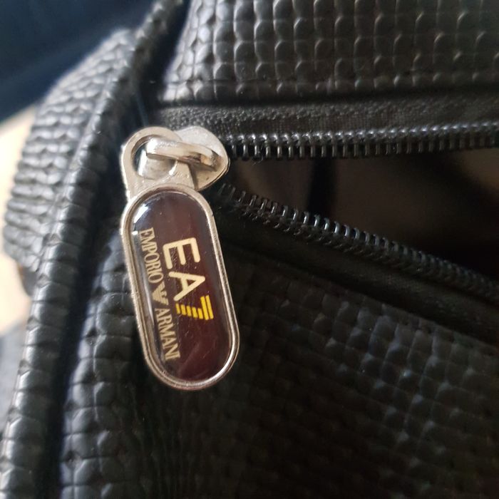 Vand geanta sport/ de voiaj Emporio Armani