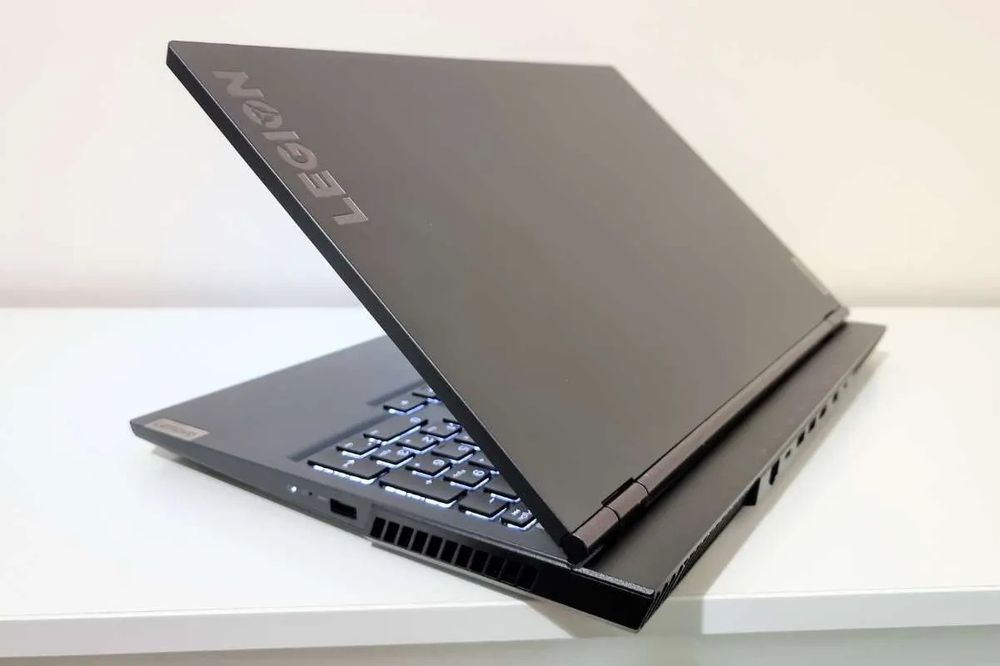Лаптоп Lenovo Legion i5
