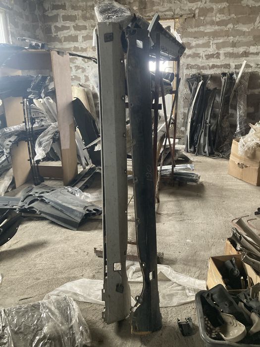 Накладки порогов наружние Мерседес 190 W201 / Mercedes 190 W201