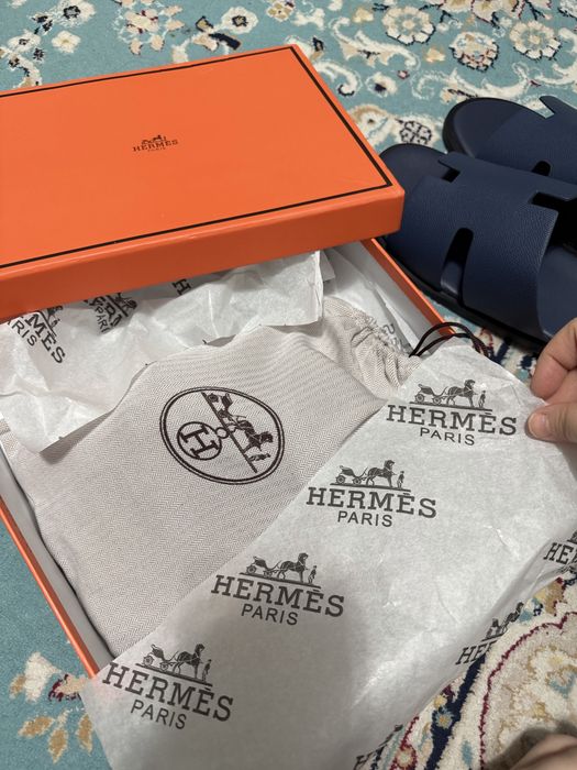 Продам сандалии hermes