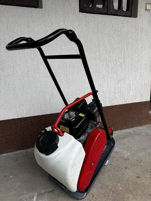 Placa compactoare Mikasa MVC-F60H, Honda GX120, 80kg!