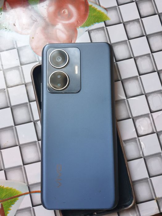 Vivo y55 8+8 озу (обмен)