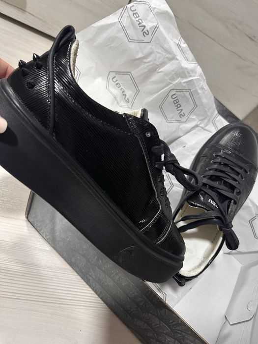 Adidasi unisex Sârbu