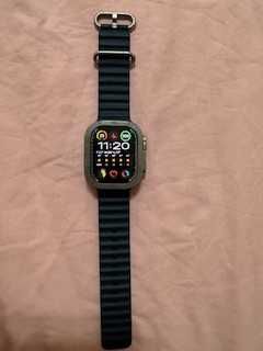 Apple watch ultra 2 - 49 mm Titanium