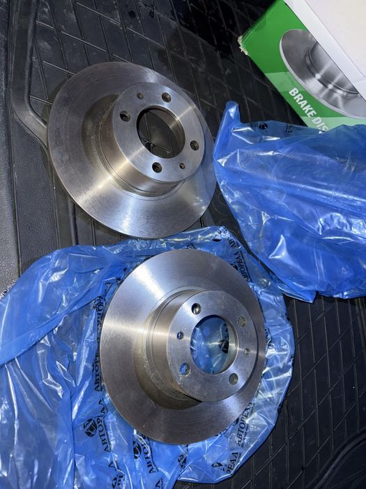 Продам тормозные диски для ваз 2107