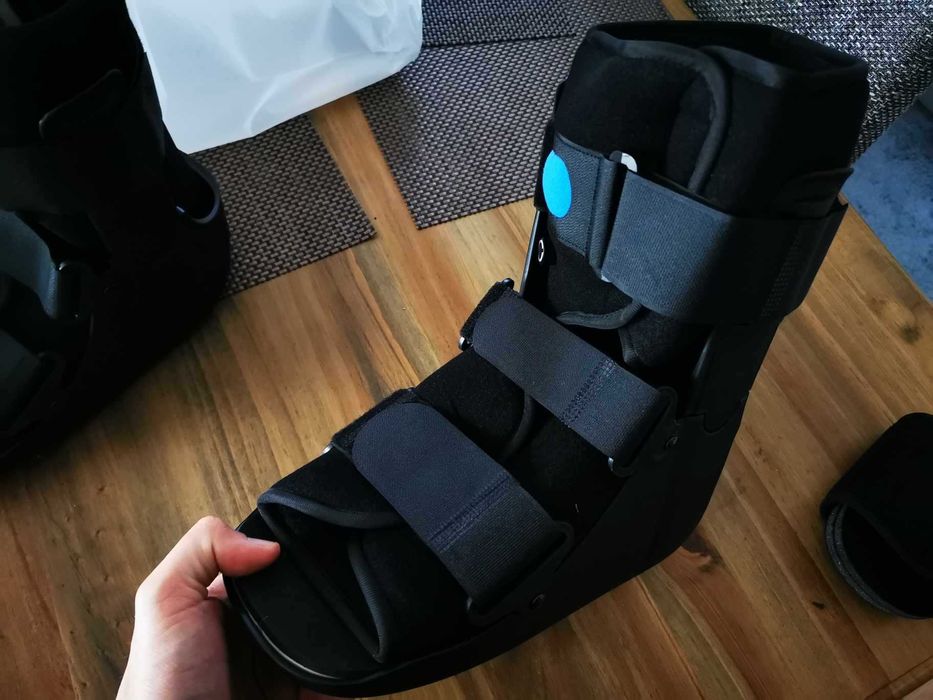 Suport luxatie glezna picior tip gheata orteza proteza copil